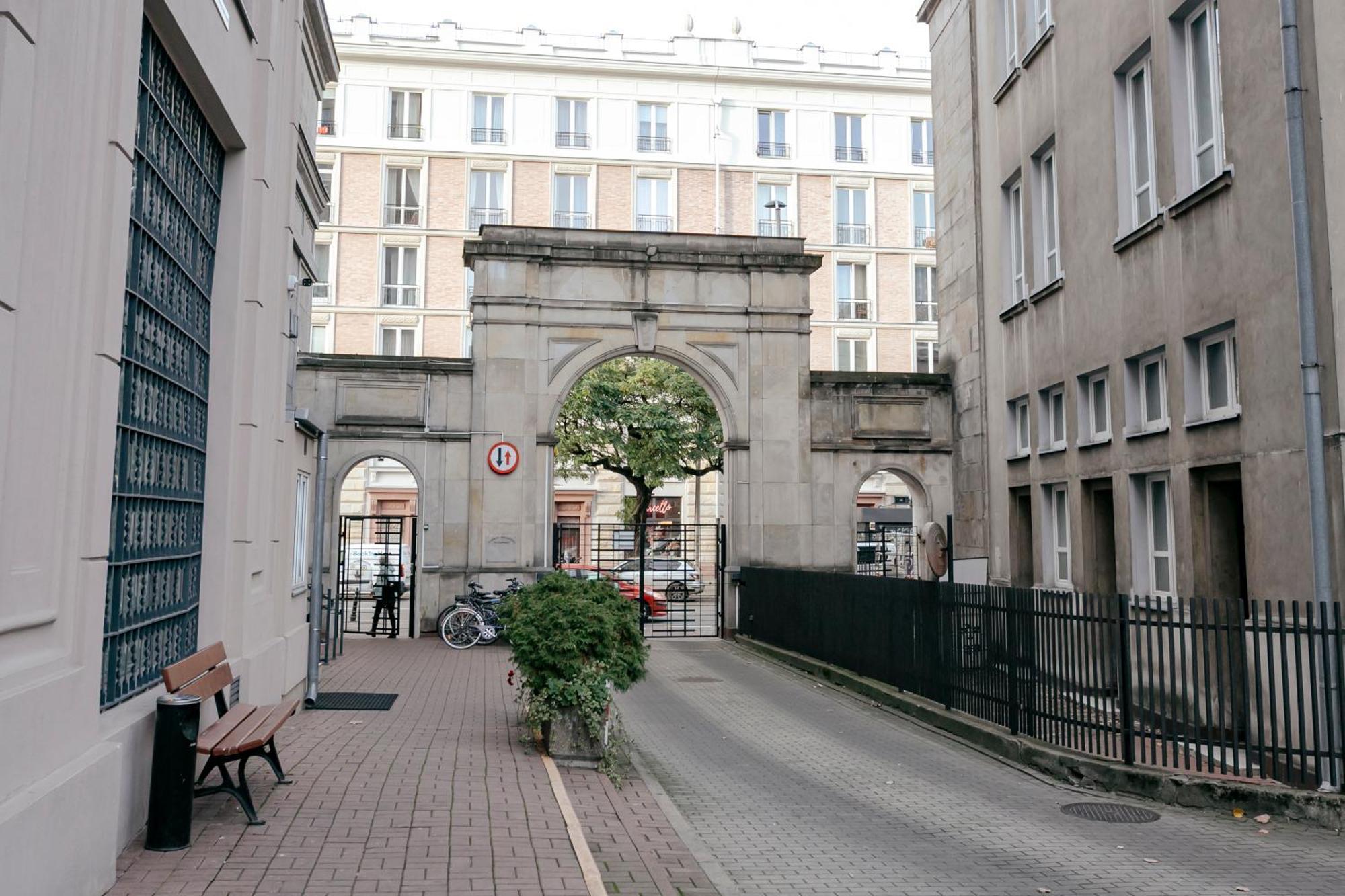 Plac Konstytucji 6 Orange: Warsaw Panorama Apartment with Free Parking Exterior photo